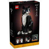 LEGO cat model packaging with black and white cat design on a dark background