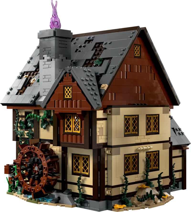 LEGO® Disney Hocus Pocus: The Sanderson Sisters' Cottage