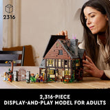LEGO® Disney Hocus Pocus: The Sanderson Sisters' Cottage