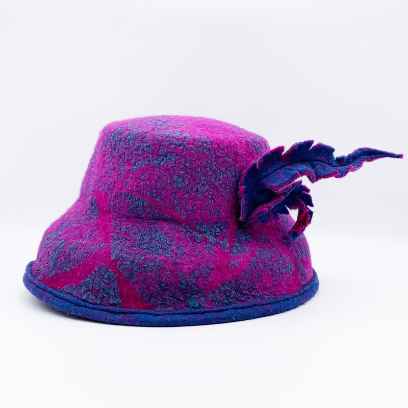 Hat Cloche Felt Fuchsia Blue Feather